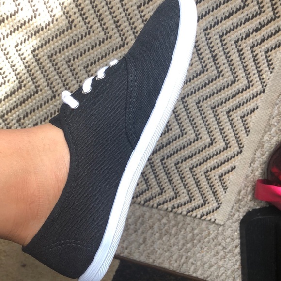 Shoes - Picture 1 of 5